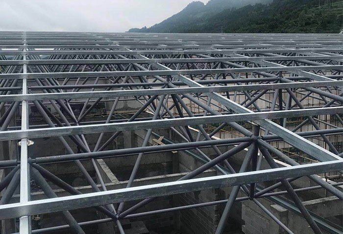 景德镇仁怀冠英学校艺体楼网架